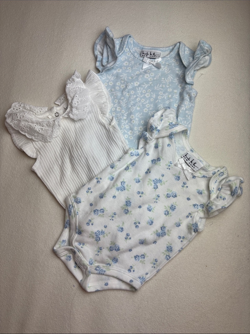 Nicole Miller Baby 3pc 0-3 Months Bodysuits One Piece Floral Snap nwot